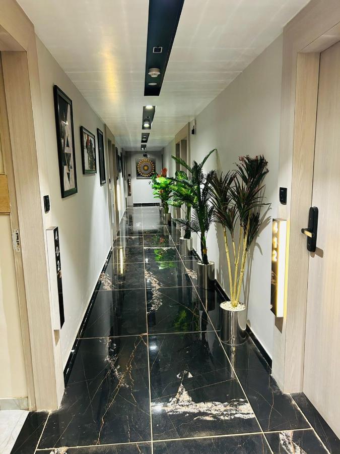 Hotel Marigold Naroda Αχμπανταμπάντ Εξωτερικό φωτογραφία