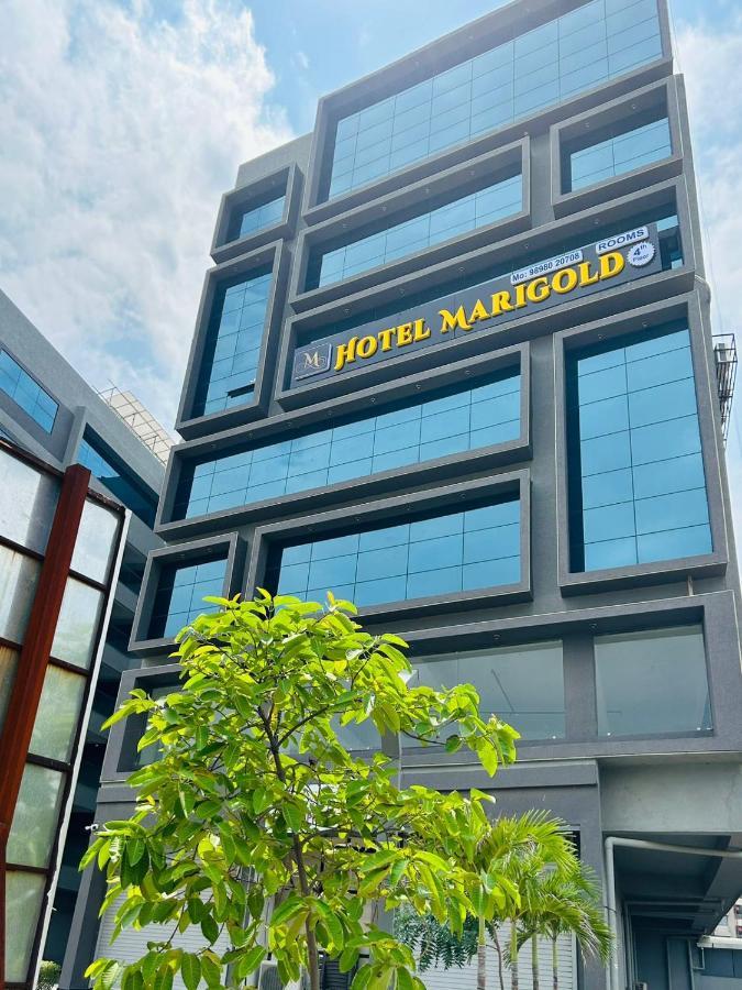Hotel Marigold Naroda Αχμπανταμπάντ Εξωτερικό φωτογραφία