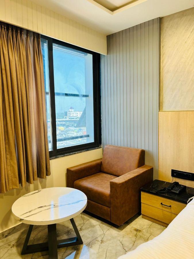 Hotel Marigold Naroda Αχμπανταμπάντ Εξωτερικό φωτογραφία