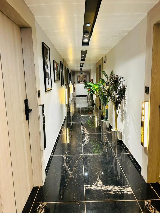 Hotel Marigold Naroda Αχμπανταμπάντ Εξωτερικό φωτογραφία
