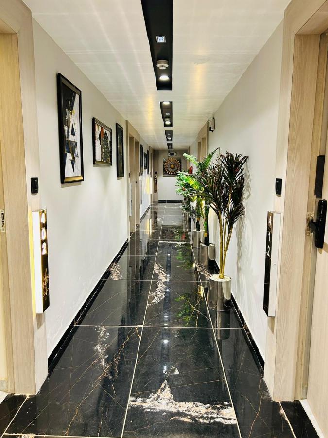 Hotel Marigold Naroda Αχμπανταμπάντ Εξωτερικό φωτογραφία